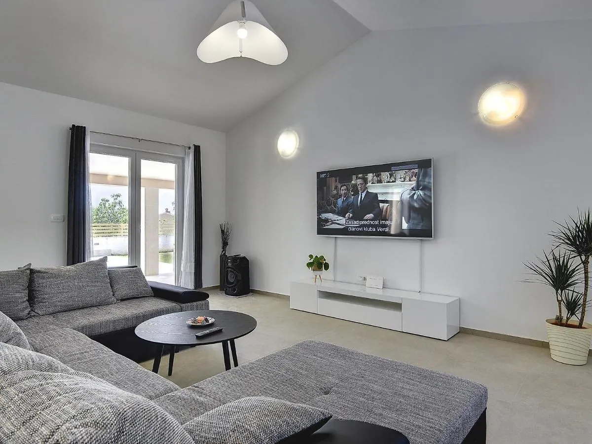 Single-Storey Villa With Private Pool Marcana 0*,  Croatia