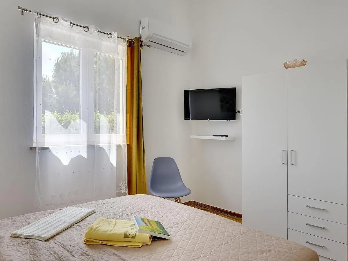 Single-Storey Villa With Private Pool Marcana