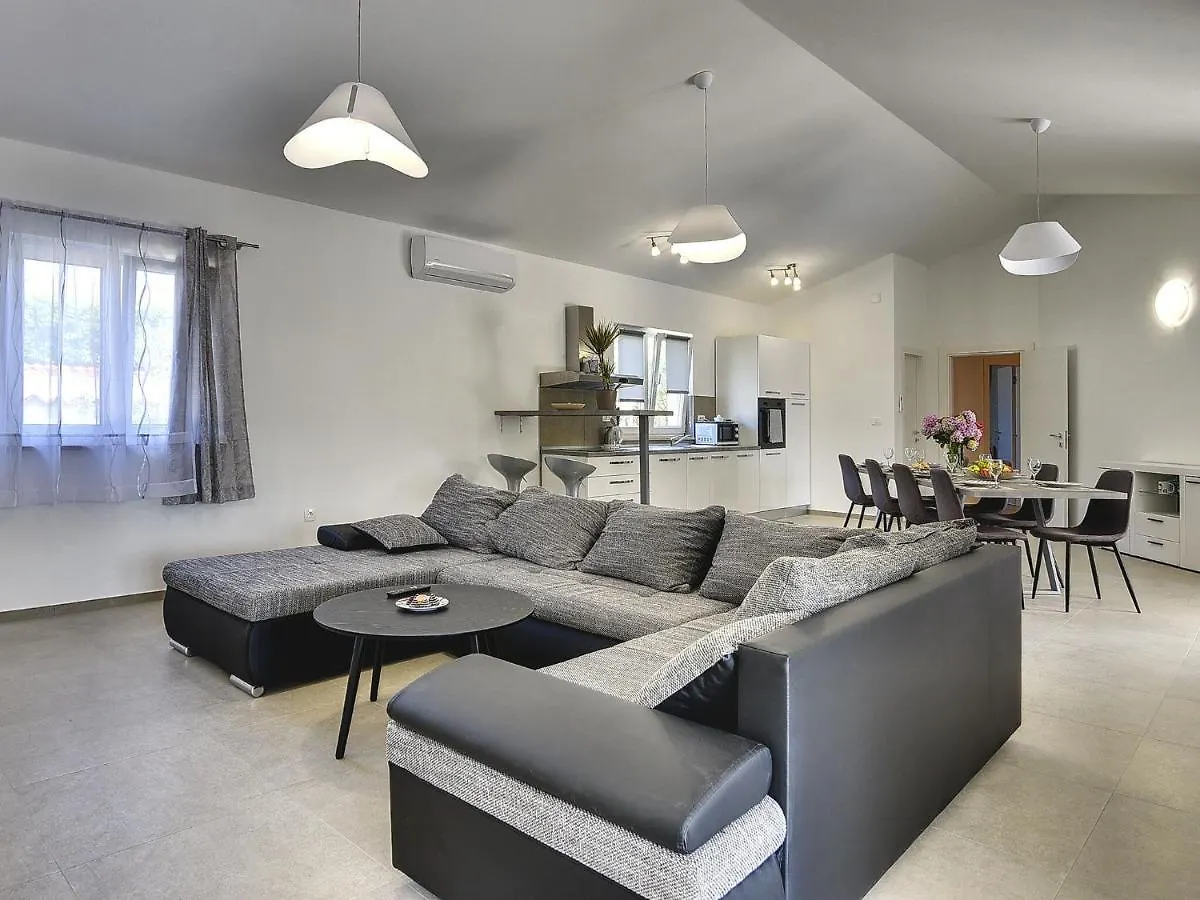 Single-Storey Villa With Private Pool Marcana 0*,  Croatia