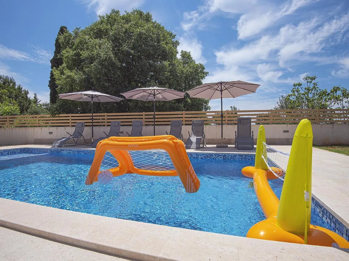 Holiday home Single-Storey Villa With Private Pool Marcana Croatia